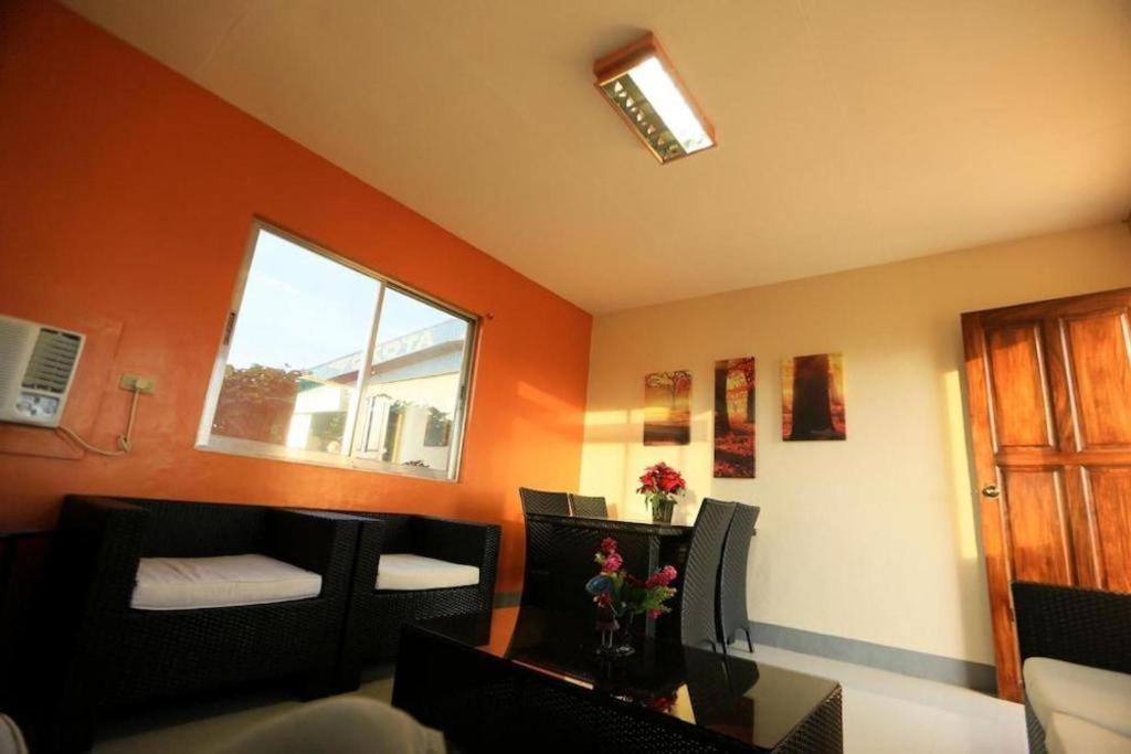 Aerostop Hotel & Restaurant Plaridel  Luaran gambar