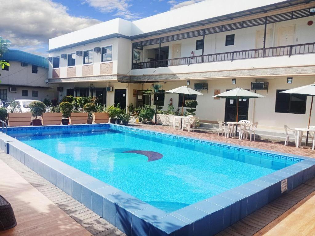 Aerostop Hotel & Restaurant Plaridel  Luaran gambar