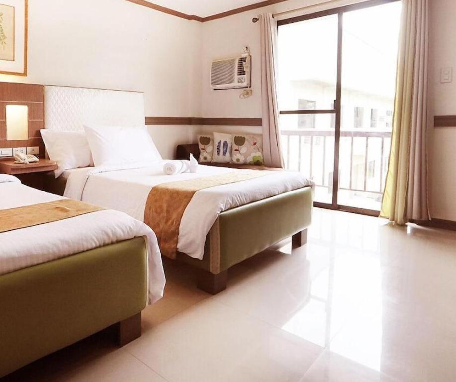 Aerostop Hotel & Restaurant Plaridel  Luaran gambar